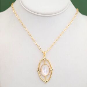 Oval Pearl Gold Tone Necklace